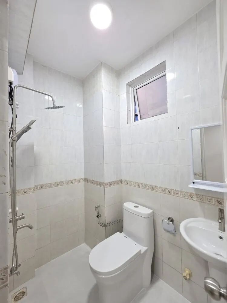 OFFICE SPACE FOR RENT - INNER MALDIVES BUIDLING - 4TH FLOOR