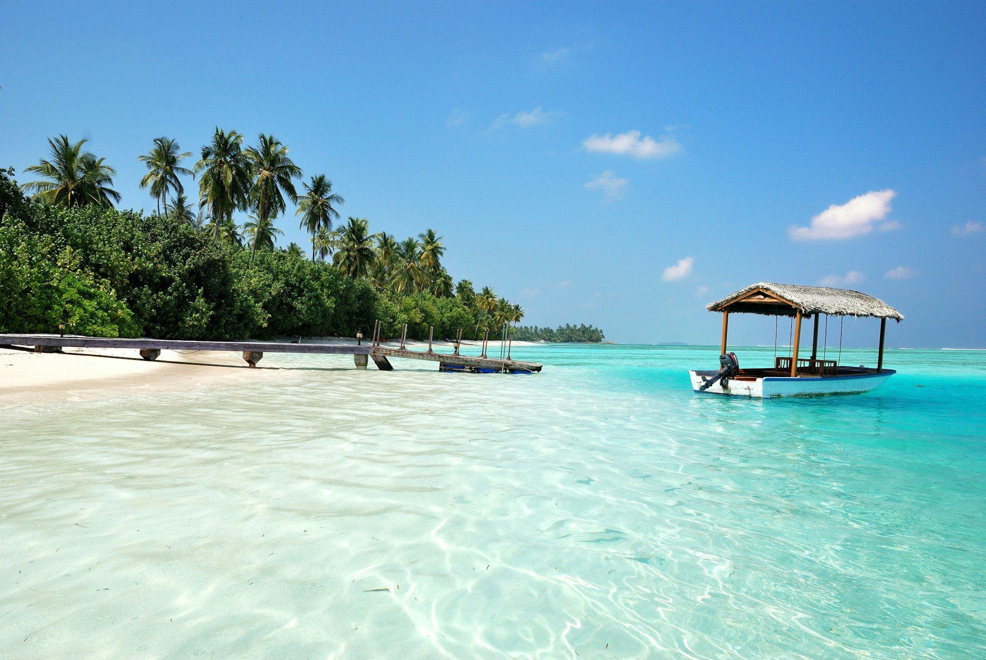 Maldives Golden Visa Guide: Residency by Investment