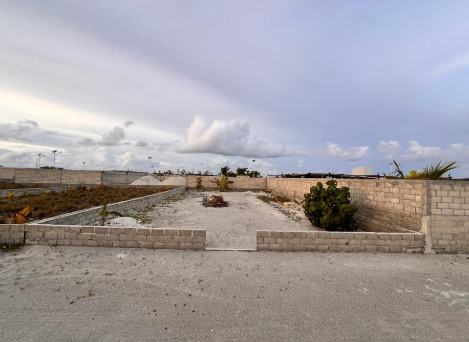 Maafushi-Land For sale